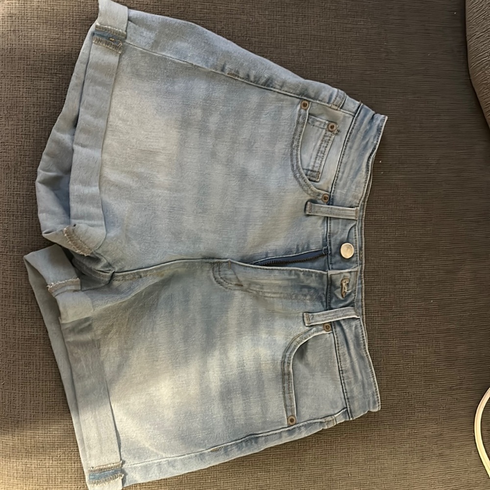 No boundaries short. Light blue
